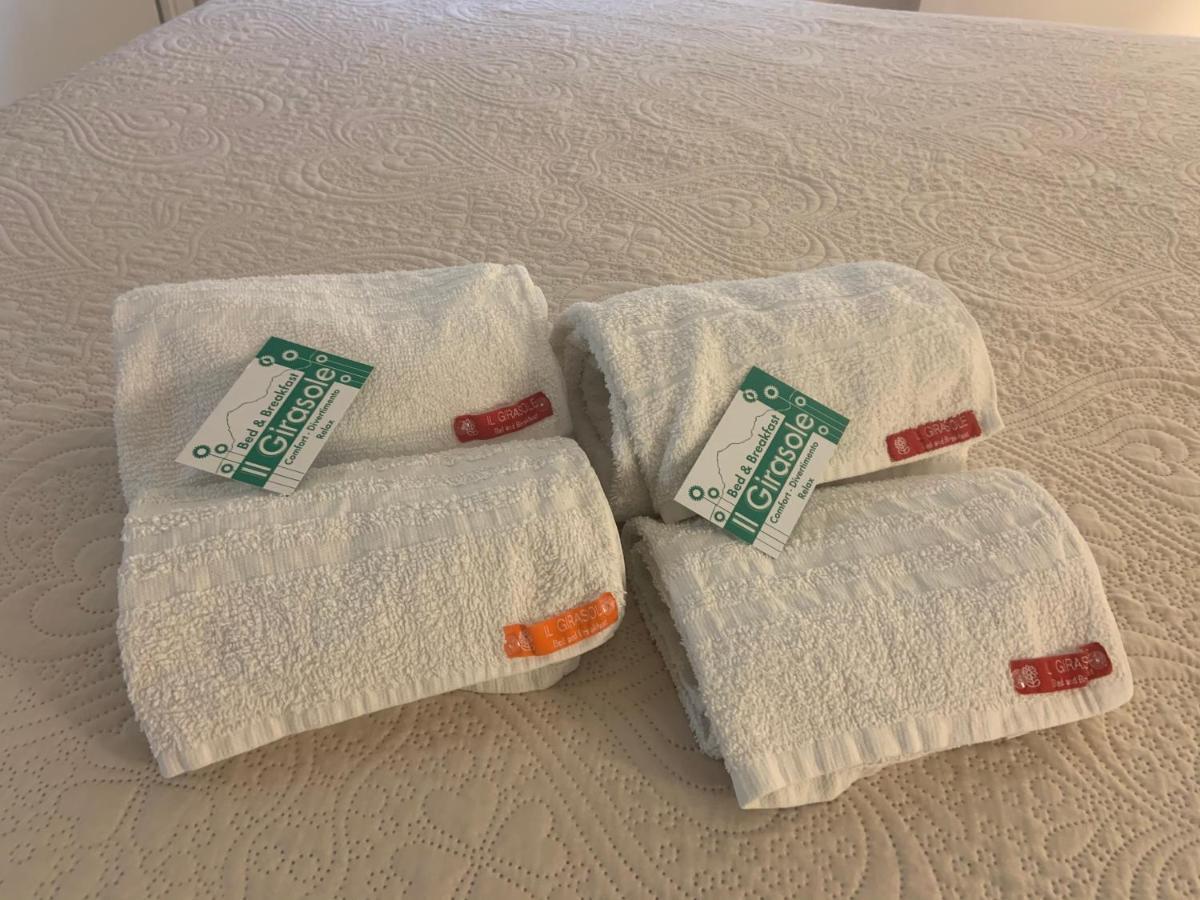 Il Girasole Bed & Breakfast Basciano Bagian luar foto