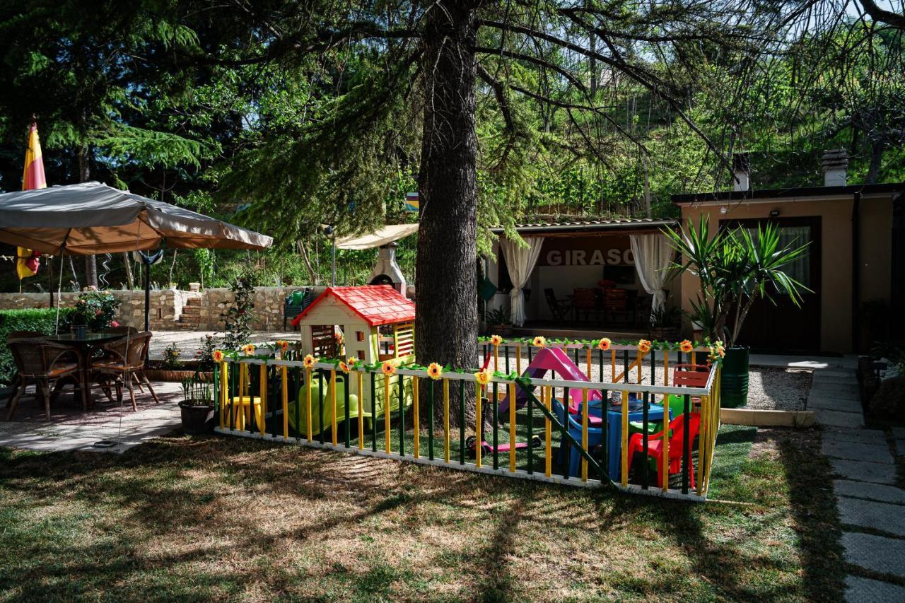Il Girasole Bed & Breakfast Basciano Bagian luar foto